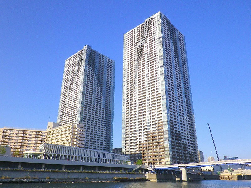 THE TOKYO TOWERS SEATOWER
